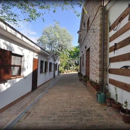 Apartamento Bubo-Immerso-Tra-Gli-Alberi Castel Colonna